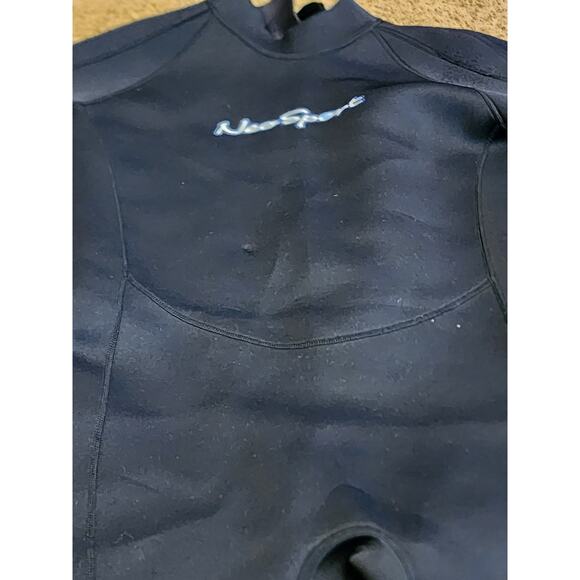 NeoSport Wetsuit 3MM Size XL - Picture 3 of 10